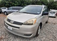 Foreign Used Toyota Sienna 2004