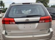 Foreign Used Toyota Sienna 2004