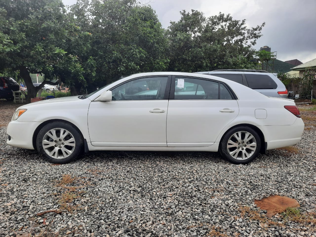 Foreign Used Toyota Avalon Touring 2009