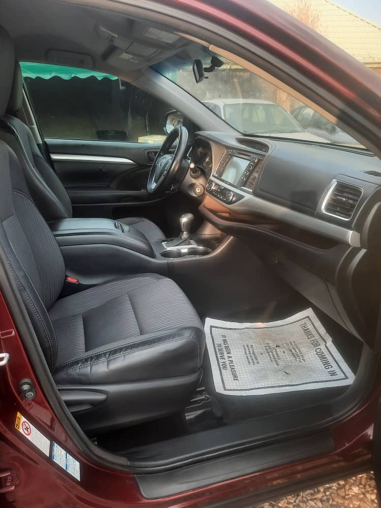 Foreign Used Toyota Highlander 2016 LE