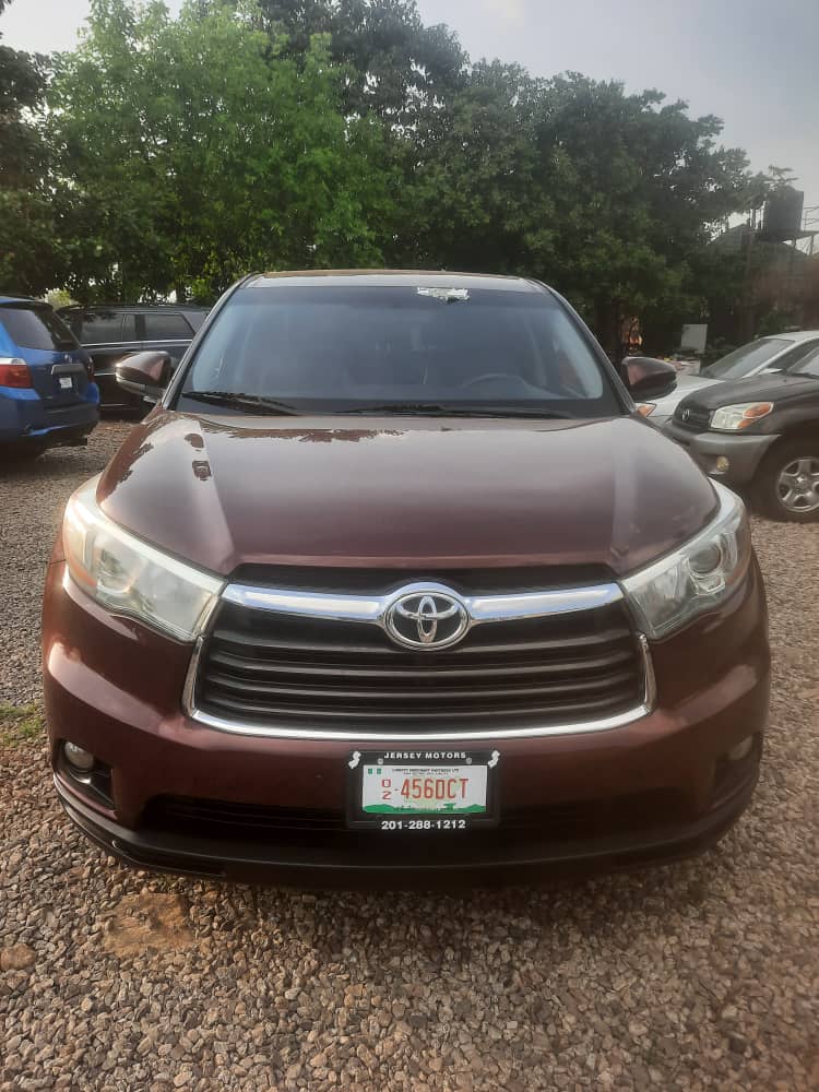 Foreign Used Toyota Highlander 2016 LE