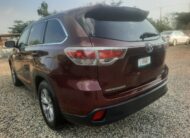 Foreign Used Toyota Highlander 2016 LE